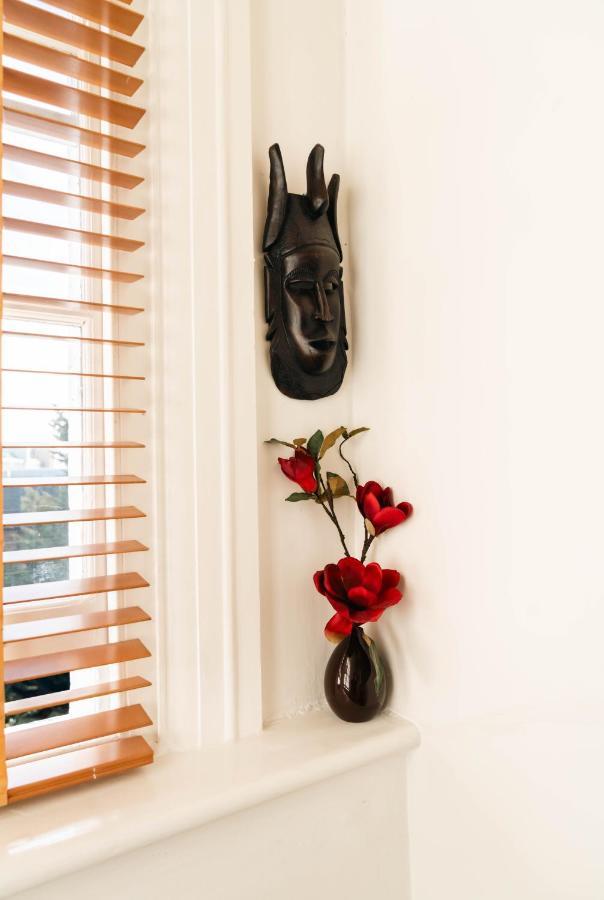 Stylish 2 Bedroom Flat In Camden Town لندن المظهر الخارجي الصورة